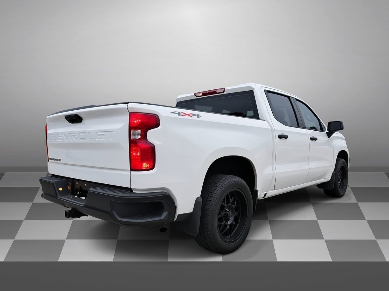 Used 2024 Chevrolet Silverado 1500 W/T w/ Trailering Package AWD/4WD image 6
