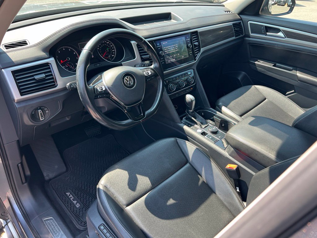 Used 2018 Volkswagen Atlas SEL AWD/4WD image 17