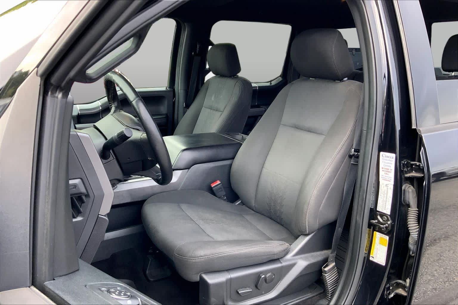 Used 2019 Ford F150 XLT w/ Equipment Group 302A Luxury AWD/4WD image 7
