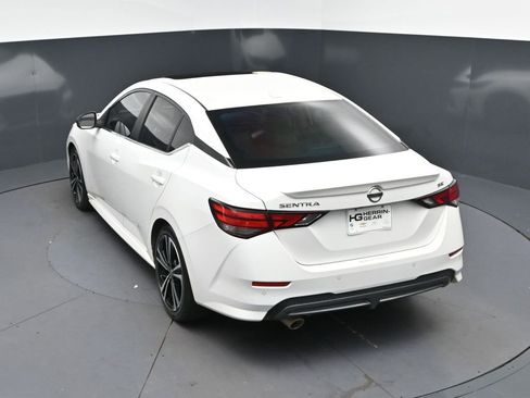 Used 2023 Nissan Sentra SR w/ SR Premium Package FWD image 33