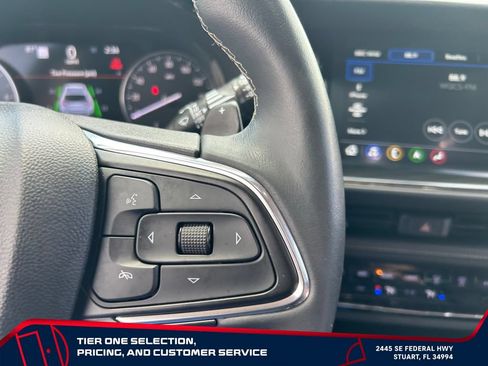 Used 2022 Buick Envision Essence w/ Technology Package I FWD image 18