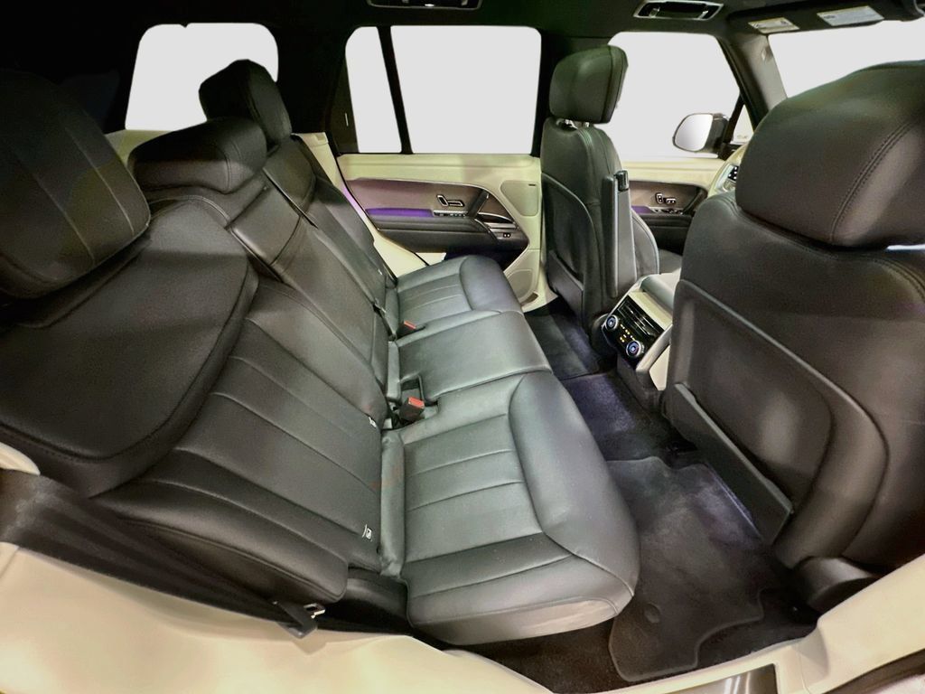 Used 2023 Land Rover Range Rover SE AWD/4WD image 28