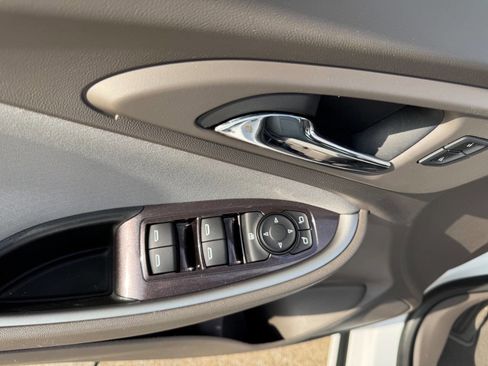 Used 2020 Chevrolet Malibu LS image 11