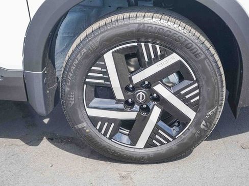 New 2026 Nissan Kicks SV image 10