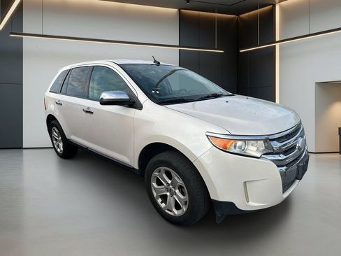 Used 2013 Ford Edge Limited FWD image 11