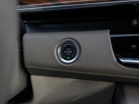 Used 2024 Cadillac Escalade ESV Sport Platinum image 21