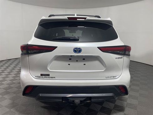 Used 2023 Toyota Highlander Limited AWD/4WD image 6