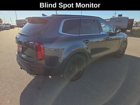 Used 2022 Kia Telluride SX w/ Nightfall Edition Package image 6