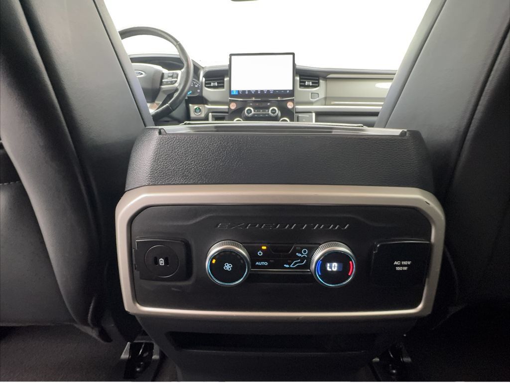 Used 2024 Ford Expedition XLT RWD image 42