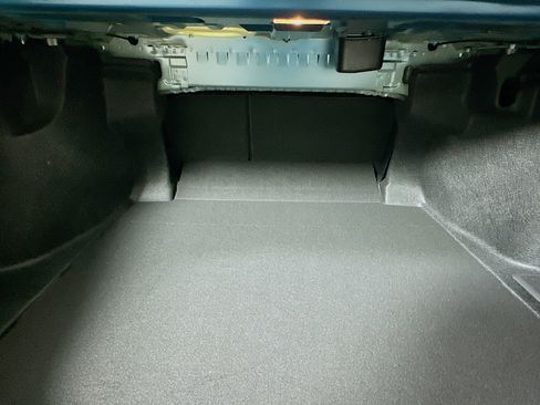 Used 2025 Toyota Camry SE w/ Multimedia Upgrade Package image 31