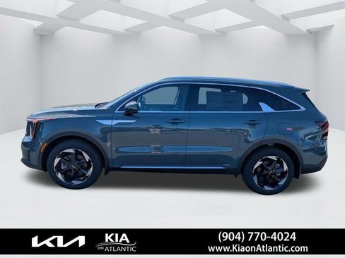 New 2025 Kia Sorento EX AWD/4WD image 6