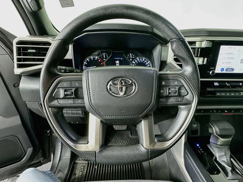 Used 2025 Toyota Tundra SR5 AWD/4WD image 12