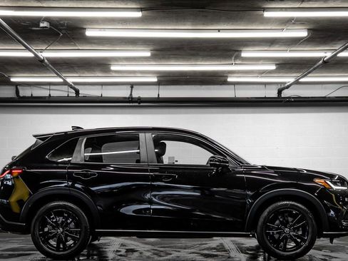 Used 2026 Honda HR-V Sport image 6