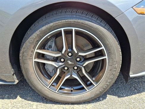 Used 2023 Ford Mustang GT Premium image 9