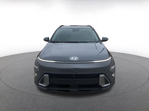 Used 2025 Hyundai Kona SEL image 4