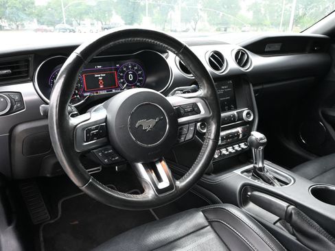 Used 2019 Ford Mustang GT Premium w/ Equipment Group 401A RWD image 8