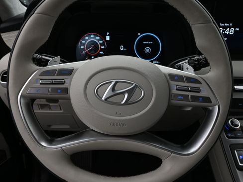 Used 2024 Hyundai Palisade Calligraphy image 13
