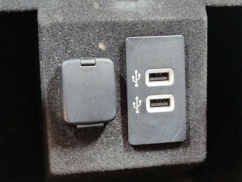 Used 2017 Lincoln Navigator L Select image 33