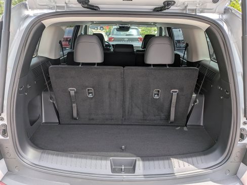 Certified 2026 Hyundai Santa Fe SEL FWD image 13