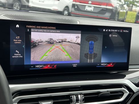 Used 2024 BMW 230i xDrive Coupe w/ Premium Package image 19