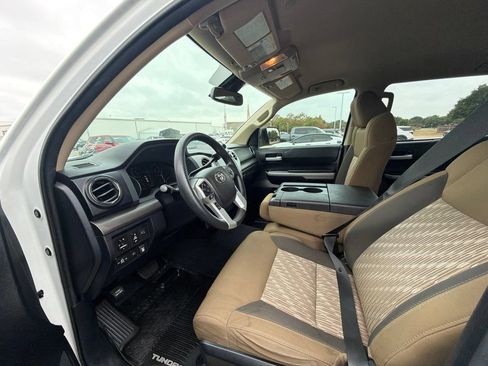 Used 2021 Toyota Tundra SR5 AWD/4WD image 8