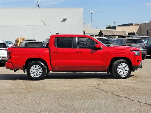 Used 2023 Nissan Frontier SV w/ Technology Package image 4