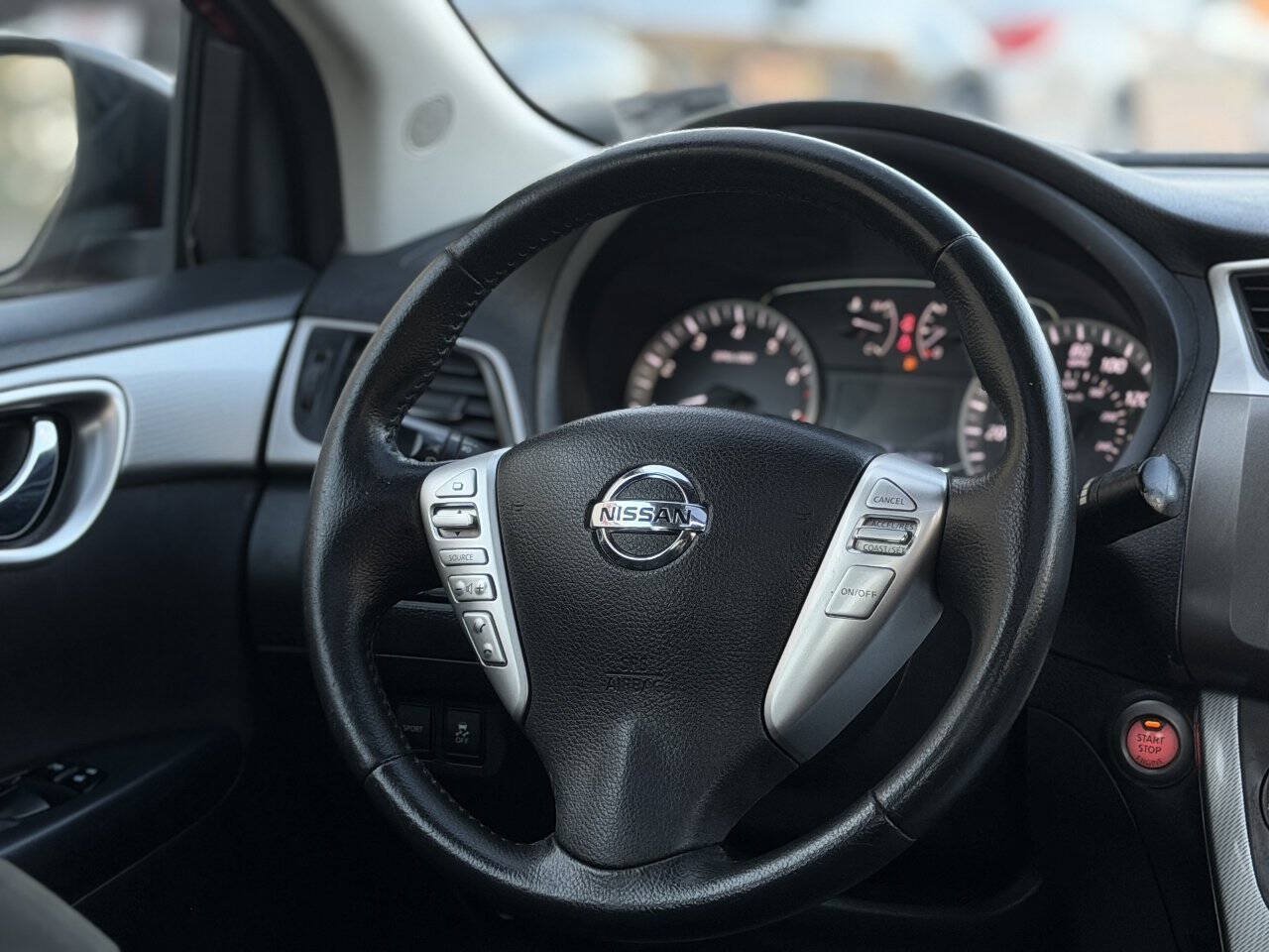 Used 2014 Nissan Sentra SR w/ Premium Package FWD image 17