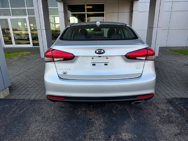 Used 2017 Kia Forte EX w/ EX Premium Plus Package FWD image 3