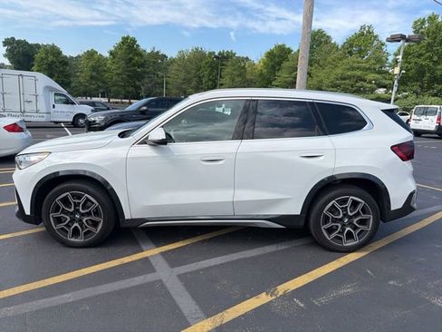 Used 2025 BMW X1 xDrive28i w/ Convenience Package AWD/4WD image 2