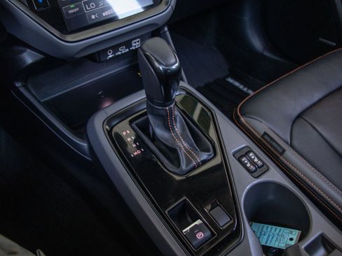 Used 2024 Subaru Crosstrek 2.5i Limited w/ Crosstrek Mirror Package image 17