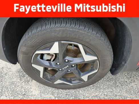 Used 2025 Kia Seltos S AWD/4WD image 7