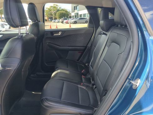 Used 2020 Ford Escape Titanium image 11