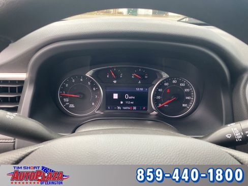 Used 2023 GMC Acadia SLE w/ Driver Convenience Package image 16
