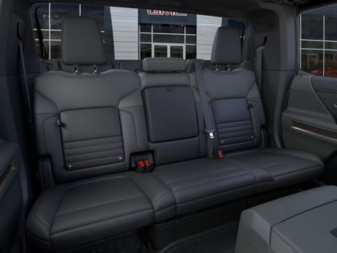 New 2025 GMC Hummer EV 2X w/ LPO, Sport Package AWD/4WD image 18