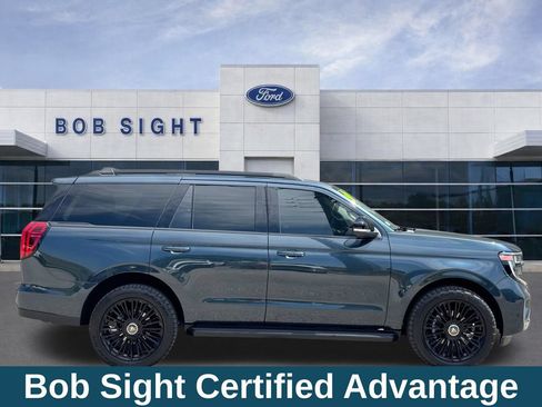 Used 2026 Ford Expedition Active AWD/4WD image 4