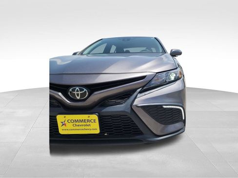 Used 2024 Toyota Camry SE FWD image 10