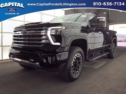 Used 2024 Chevrolet Silverado 2500 High Country w/ High Country Premium Package AWD/4WD image 1