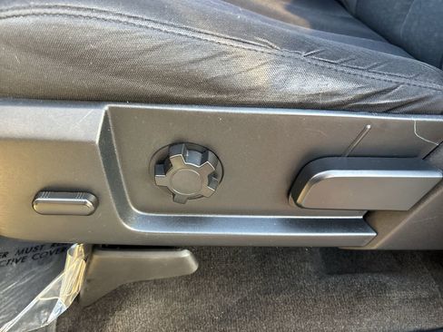 Used 2017 Ford Expedition XL w/ Equipment Group 101A image 18