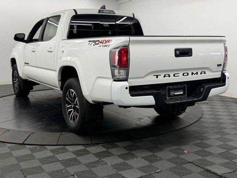 Used 2021 Toyota Tacoma TRD Sport w/ Technology Package AWD/4WD image 12