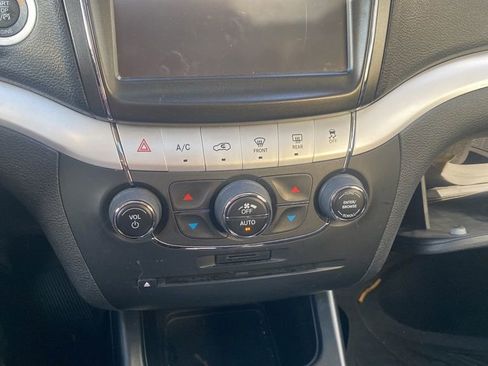 Used 2012 Dodge Journey Crew w/ Flexible Seating Group image 12