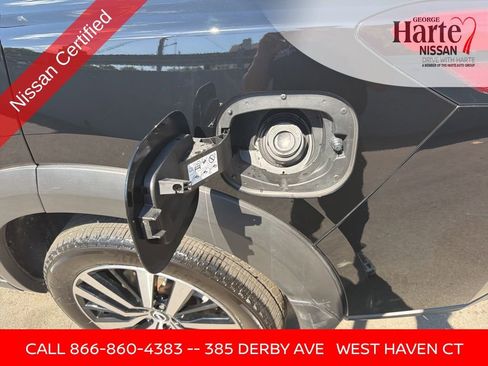 Certified 2025 Nissan Pathfinder Platinum w/ Cargo Package AWD/4WD image 19
