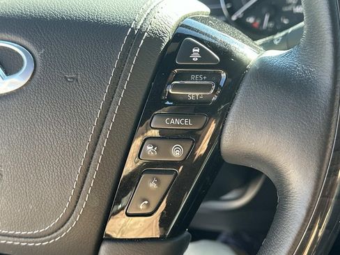 Used 2024 INFINITI QX80 Sensory image 32