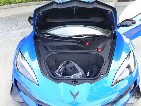 Used 2024 Chevrolet Corvette Z06 RWD image 14