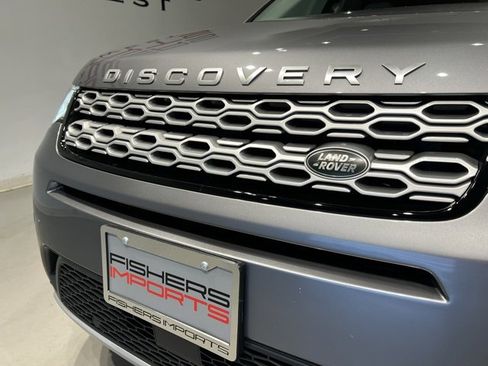 Used 2023 Land Rover Discovery Sport SE image 16