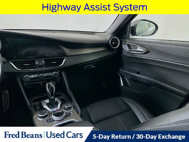 Used 2023 Alfa Romeo Giulia Ti w/ Active Assist Plus Package AWD/4WD image 30