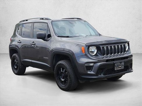 Used 2019 Jeep Renegade Sport w/ Sport Appearance Group AWD/4WD image 3