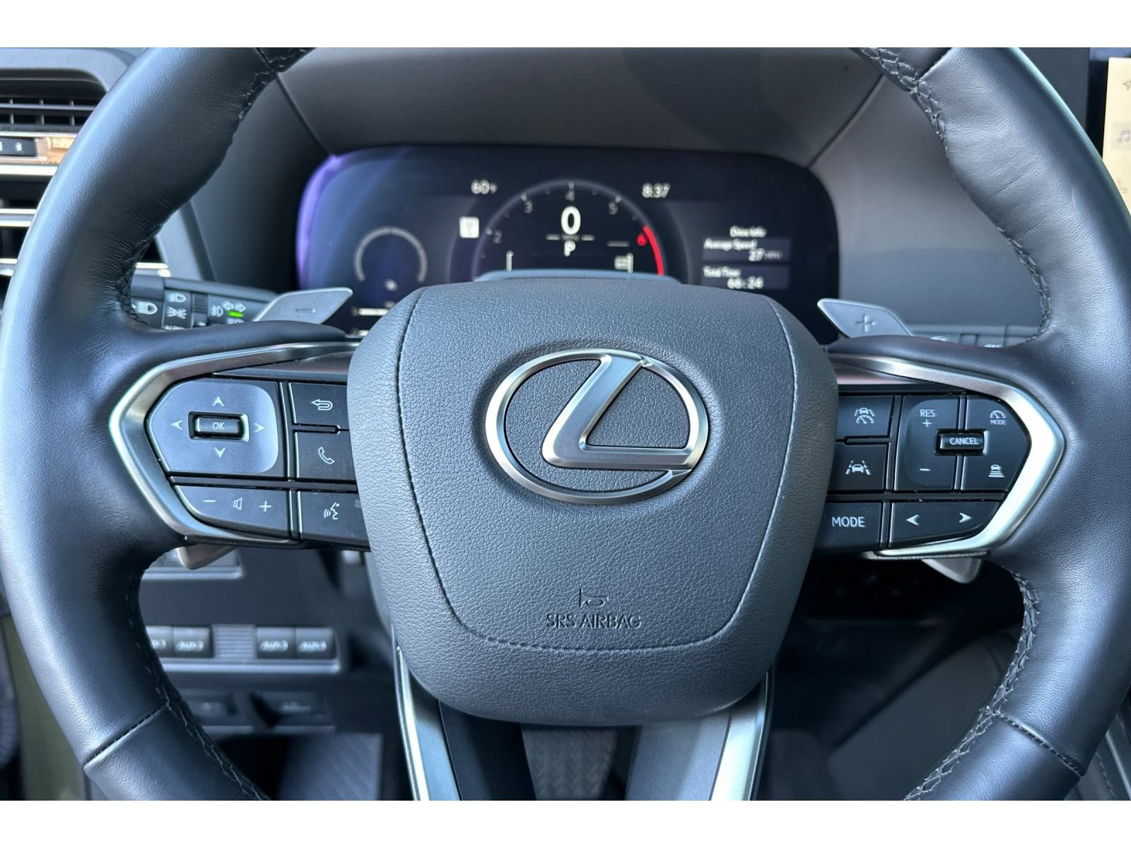 Used 2025 Lexus GX 550 w/ Accessory Package (CT) AWD/4WD image 27