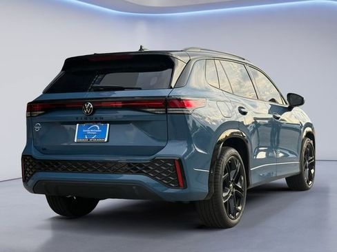 New 2026 Volkswagen Tiguan SE R-Line image 5