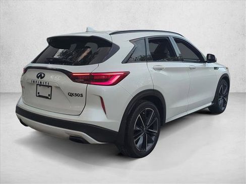 Used 2023 INFINITI QX50 Sport FWD image 5