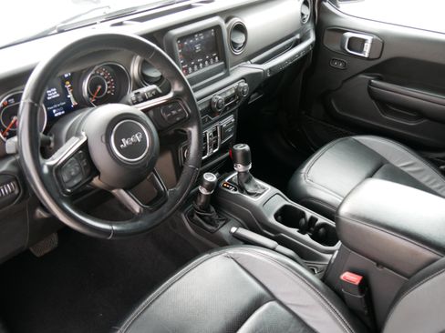 Used 2021 Jeep Wrangler Unlimited Sport AWD/4WD image 14